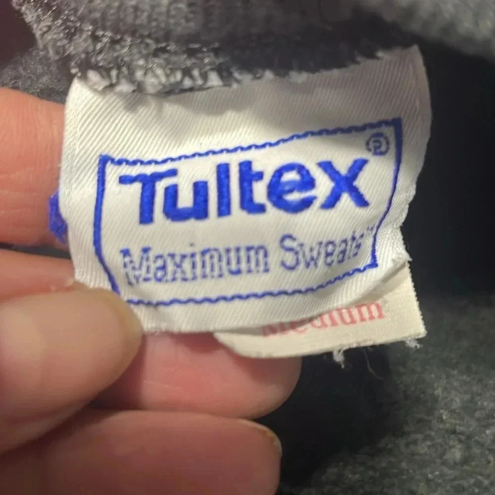 Vintage sweatshirt chips tavern